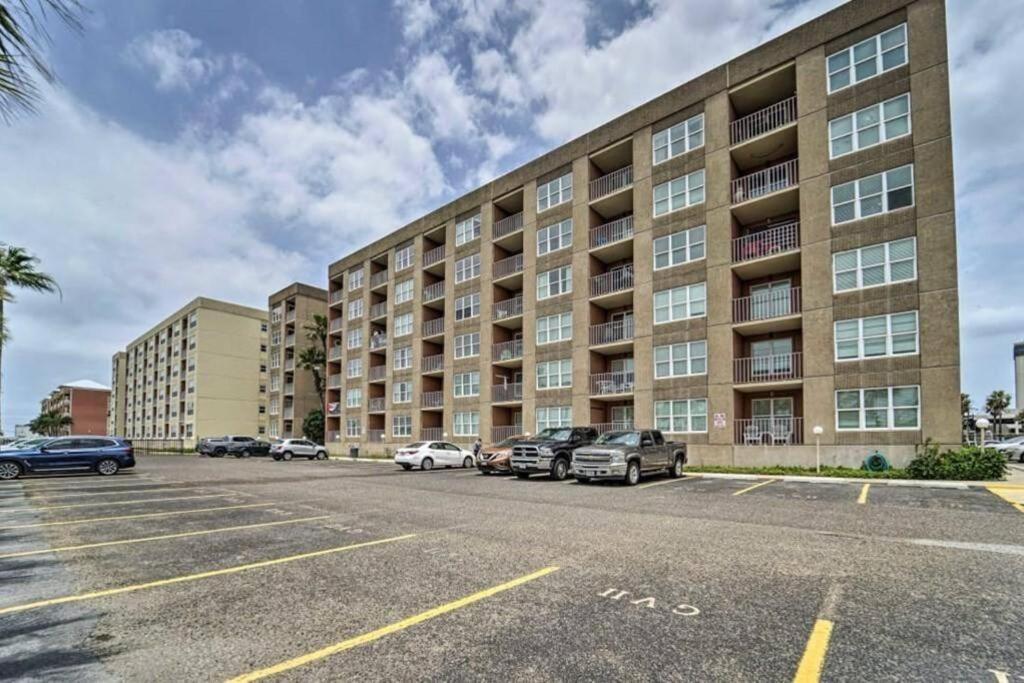 1 Bedroom Studio Near Beach W Pool & Amenities South Padre Island Exterior photo