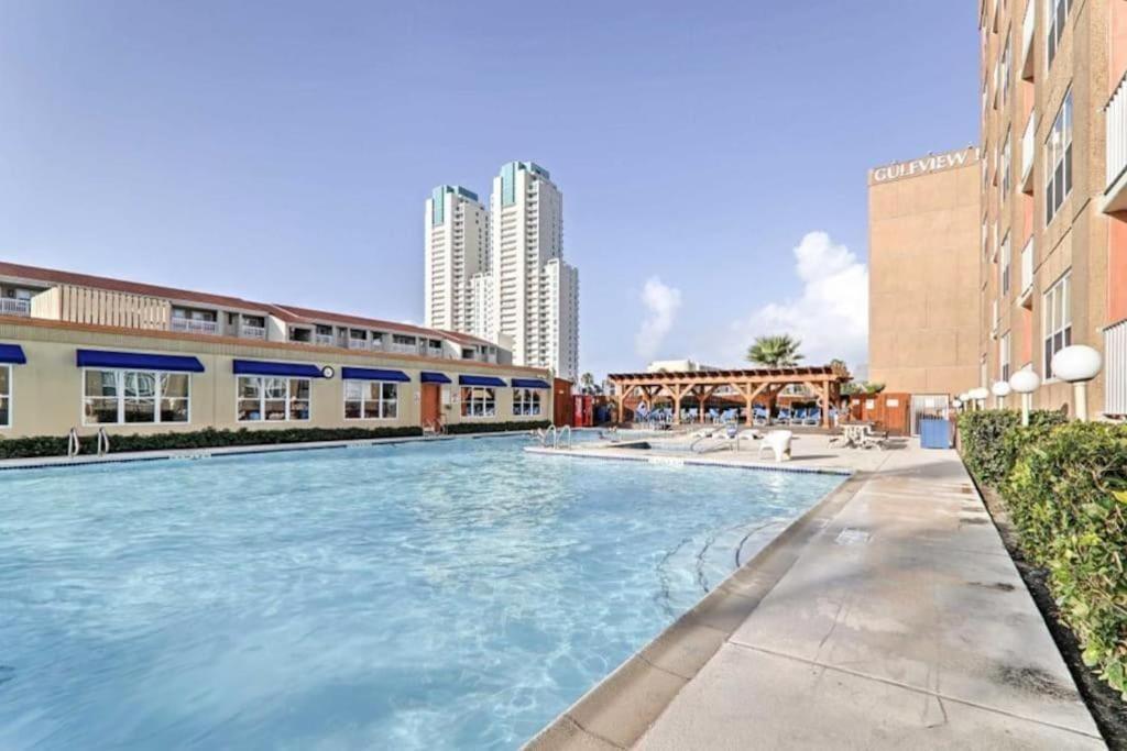 1 Bedroom Studio Near Beach W Pool & Amenities South Padre Island Exterior photo